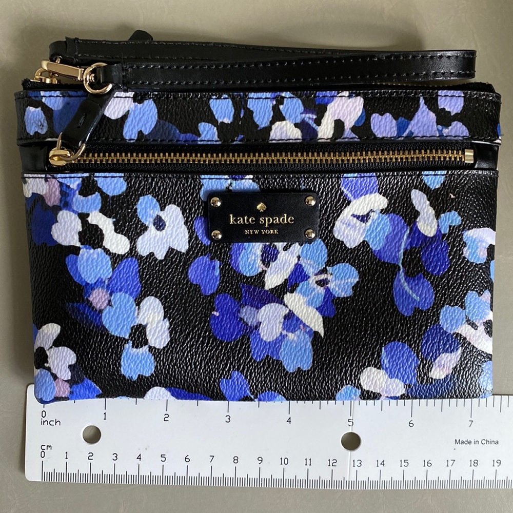 Kate spade wristlet